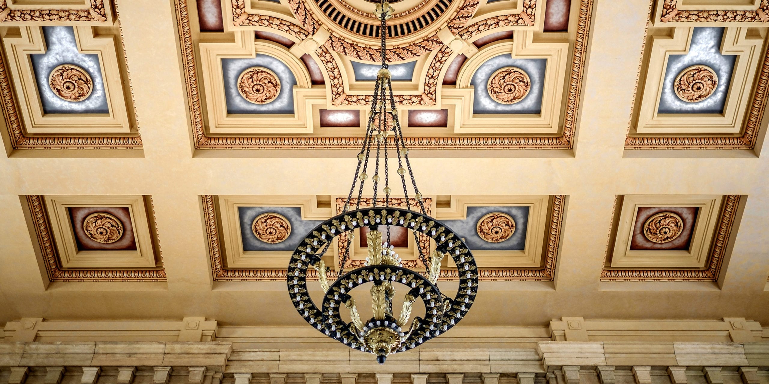 The ceiling of Kansas City's Union Station. Photo by Flickr user Luca Sartoni.